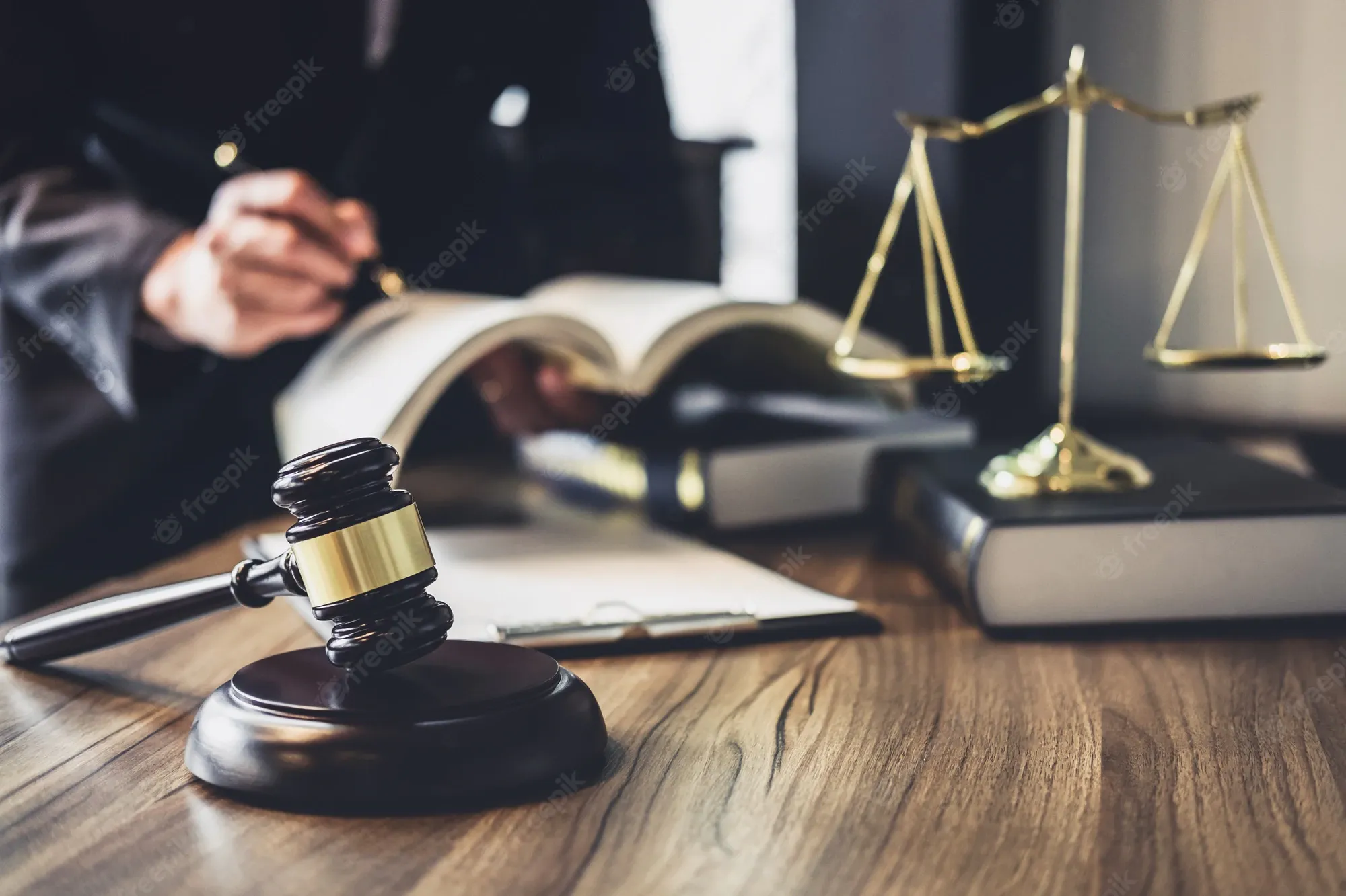 Top 10 Best Divorce Lawyer In  Andheri